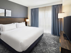 Hilton Charlotte Airport