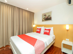 OYO 225 Premier Place Hotel
