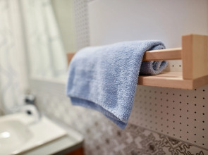 Corvin Point Rooms and Apartments