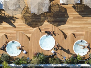 Отель Brown Acropol