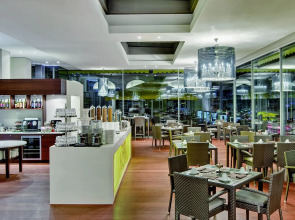 Grand Hotel Suisse Majestic, Autograph Collection