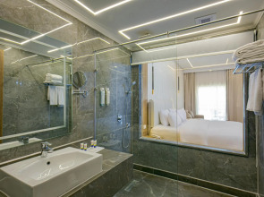 Bellagio Beach Resort