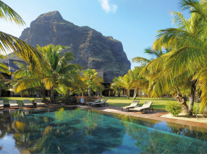 Dinarobin Beachcomber Golf Resort & Spa