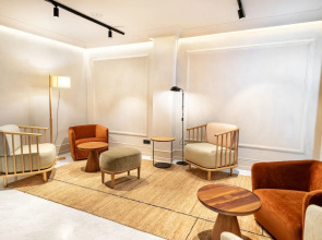 Отель Caledonian