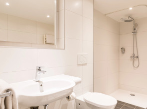 CADET Residence by Collection VESPER