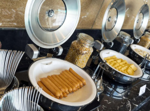 Holiday Inn Express Jakarta International Expo by IHG