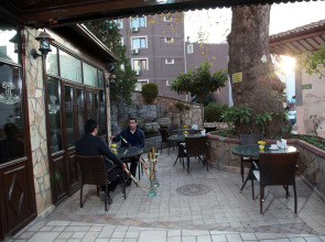 Kadi Konagi Thermal Hotel