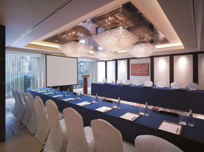 Kowloon Shangri-La, Hong Kong