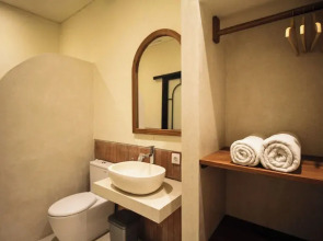 Esha Private Pool Villas by AGATA