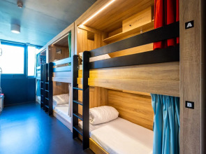 The People Paris Marais