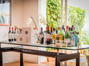 Molo Luxury Suites Puerto Banus