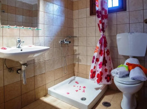 Ceratonia Apartments