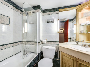 Le Monsieur by Sweett