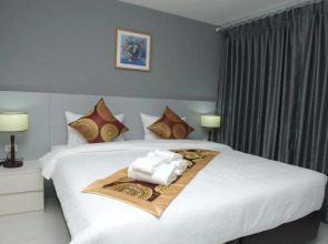 Top High Airport Link Hotel