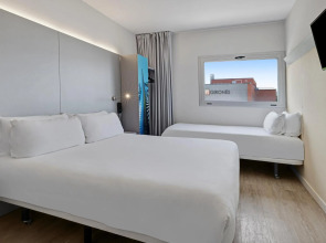 B&B Hotel Girona 2