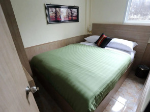 Sukhumvit 20 Guest House