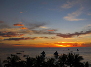 Golden Phoenix Hotel Boracay