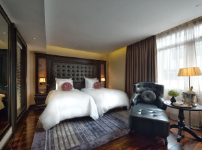 Paradise Suites Hotel