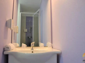 Adonis Grandcamp - Les Isles de Sola