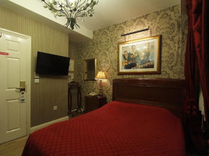 Opulence Boutique Hotel