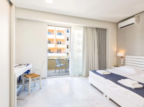 Meltemi Coast Suites