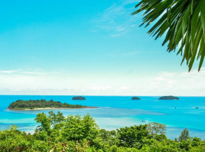 15 Palms Beach Resort