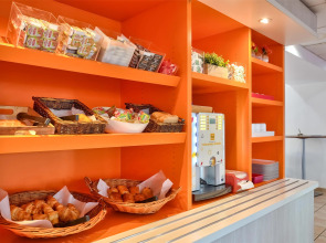 Premiere Classe Paris Ouest - Pont De Suresnes