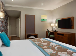 Ramada by Wyndham Cheltenham