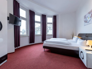 TRIP INN Hotel Schumann