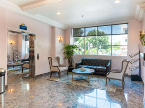 Days Inn by Wyndham Santa Monica
