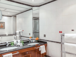 St. James' Court, A Taj Hotel, London