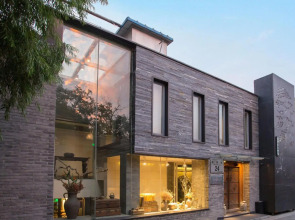 Shichahai Shadow Art Performance Hotel