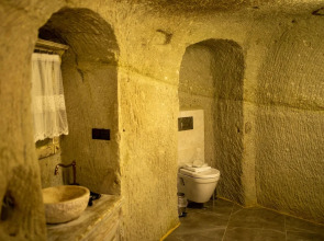 Pome Granate Cave Hotel