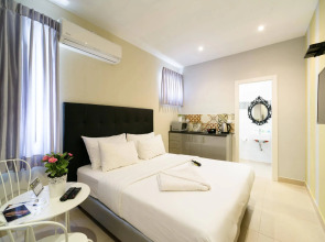 Crown Sea Apartments