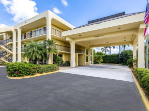 Quality Inn Palm Beach International Airport
