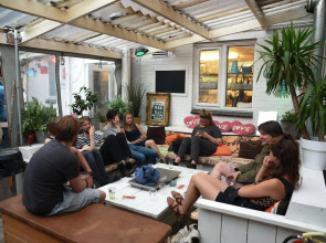 Jorplace Beach Hostel