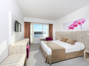 Отель Bahia Principe Sunlight Coral Playa