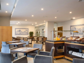 TRYP by Wyndham Porto Centro Hotel