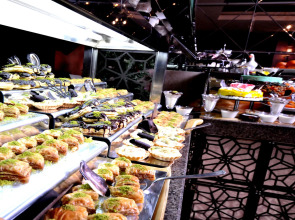 Mirada Del Lago Hotel