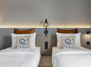 Отель Moxy Kaunas