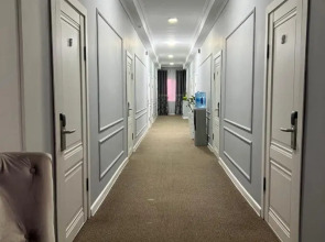 Hotel Nomad (Номад)