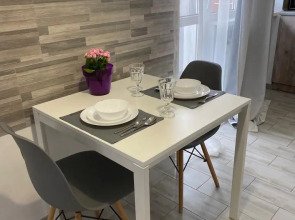 Апартаменты Апартик с выходом к озеру