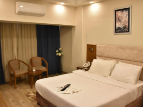 Jewel Al Nasr Hotel & Apartments