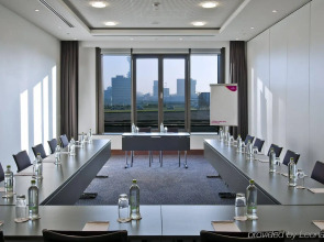 Crowne Plaza Amsterdam South by IHG