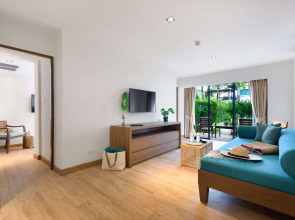 Outrigger Khao Lak Beach Resort