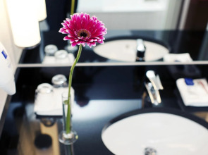 Отель Best Western Plus Park City Hammarby Sjöstad