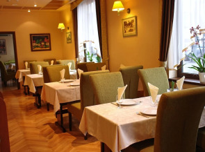 Korona Pension Restaurant