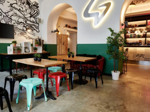 Hostel Generator Rome