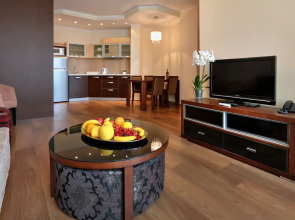 Apart Hotel Golden Line