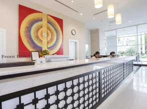 The Narathiwas Hotel & Residence Bangkok